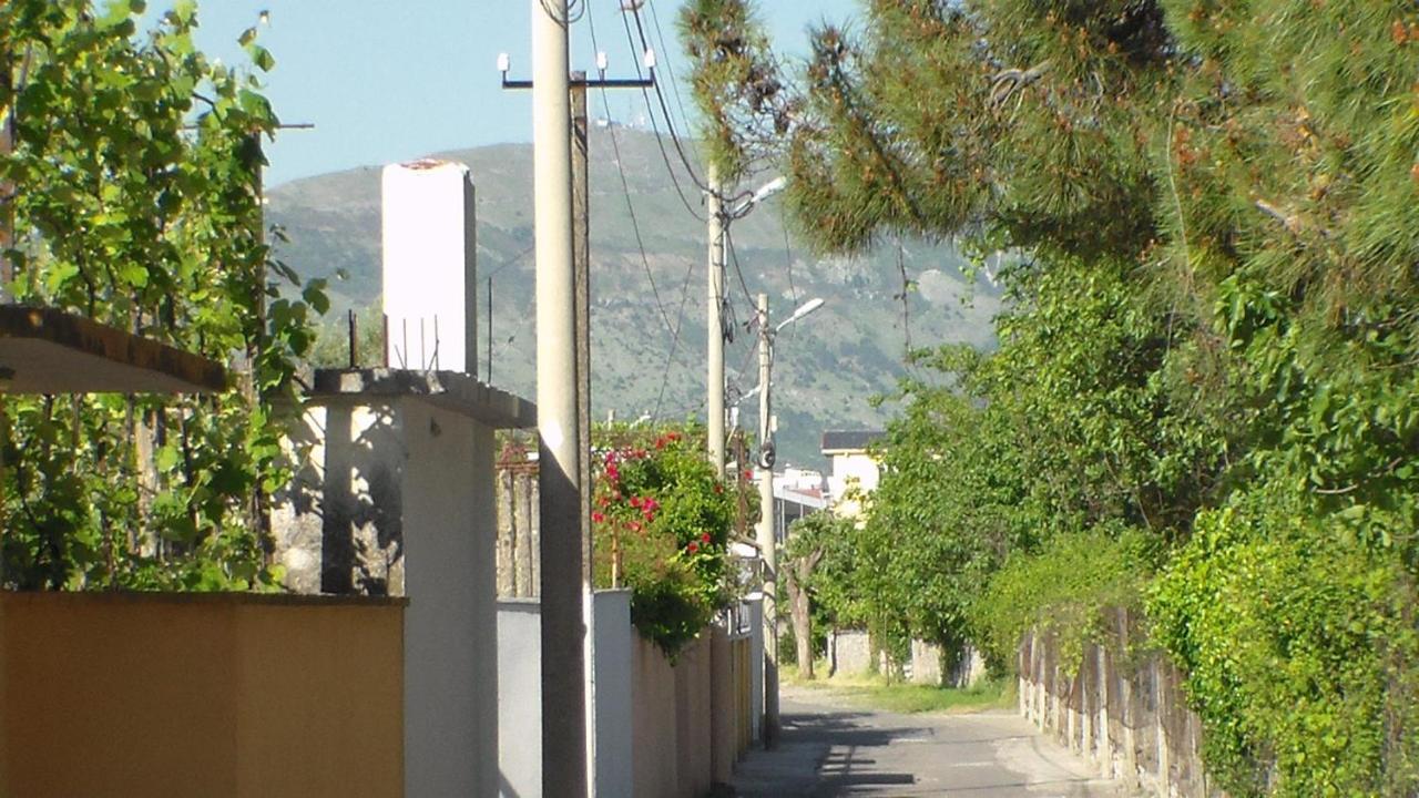 Shkoder Hotel Temali Eksteriør bilde